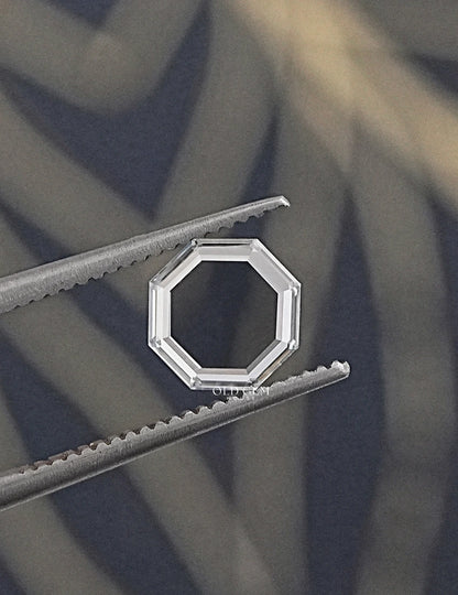 Portrait Octagon Loose Lab Diamond