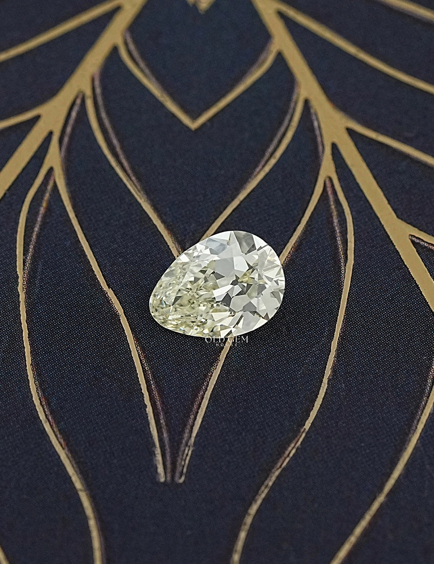 Old Mine Pear Lab Diamond - JK/VS