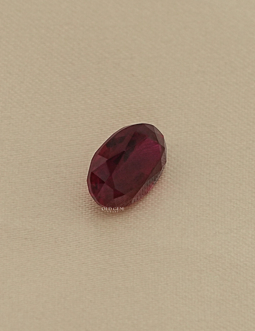 4.95 Carat Red Oval Cut Lab Loose Gemstone