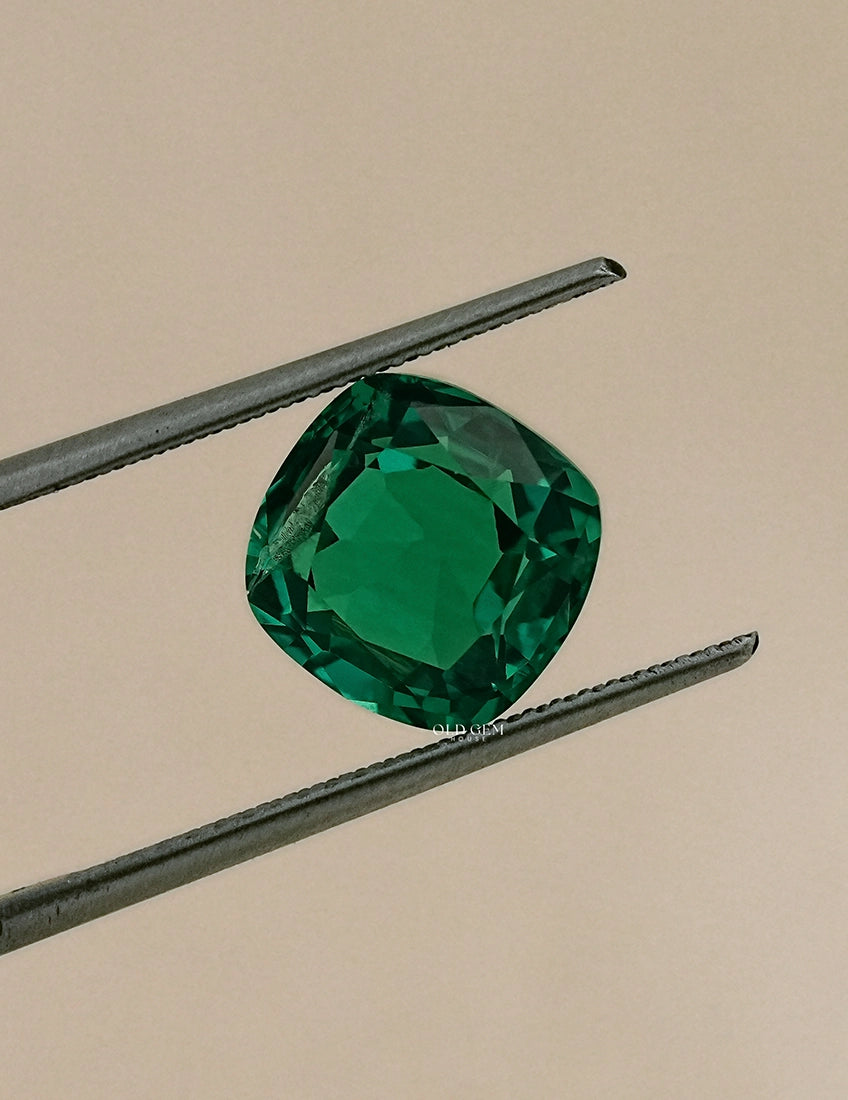 Green Emerald Cushion Cut Loose Gemstone Gemstone