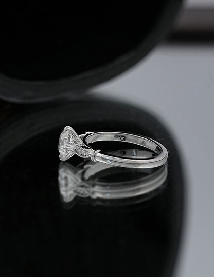 Old European Accent Ring