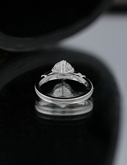 Old European Accent Ring