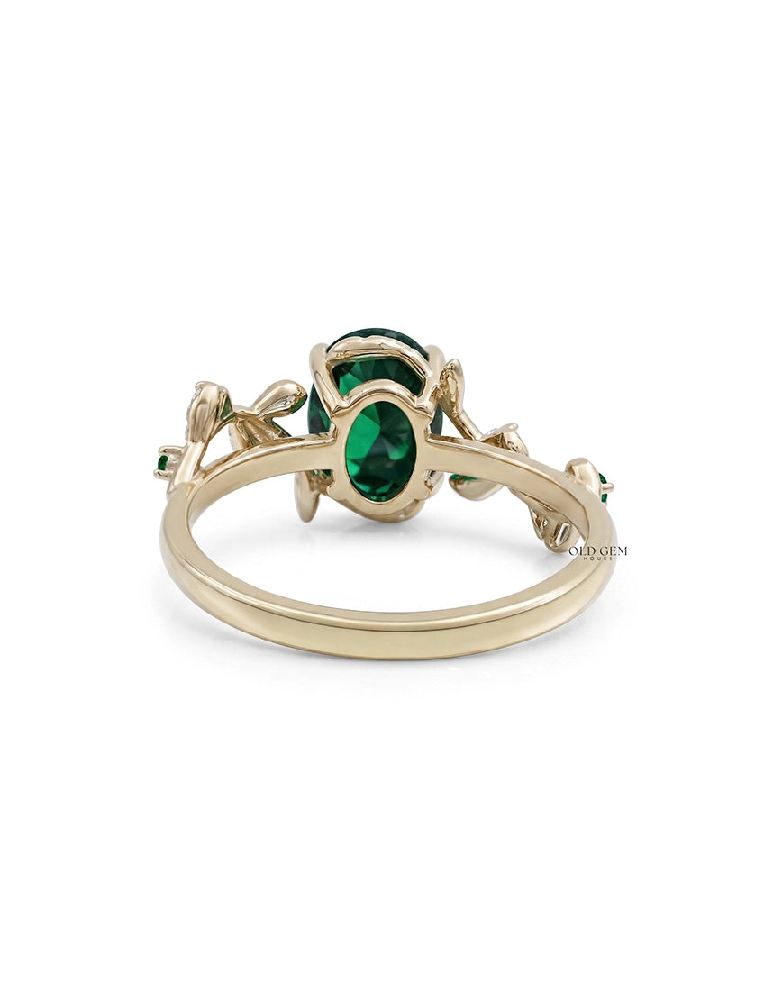 Vintage Leaf Art Deco Green Oval Gemstone Accent Ring Engagement Ring