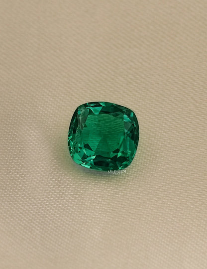 Green Emerald Cushion Cut Loose Gemstone Gemstone