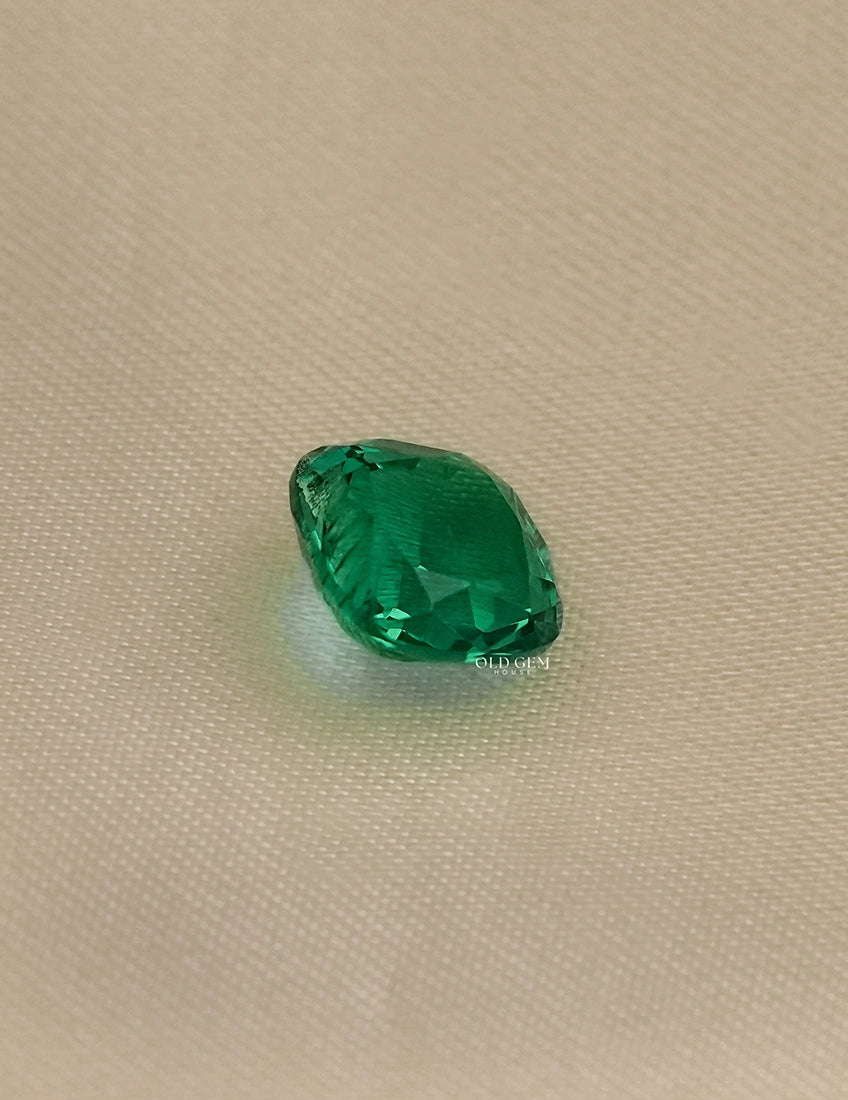 Green Emerald Cushion Cut Loose Gemstone Gemstone