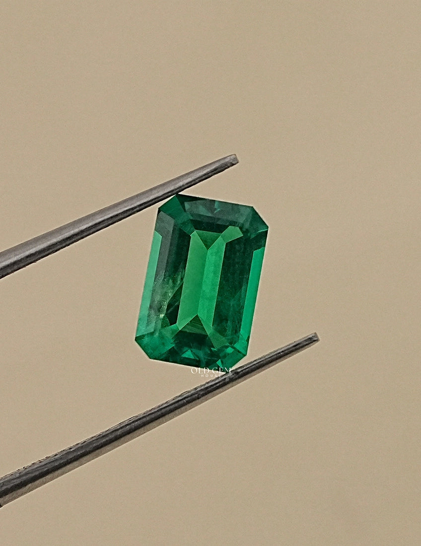 Green Colombian Emerald Cut Loose Gemstone Gemstone
