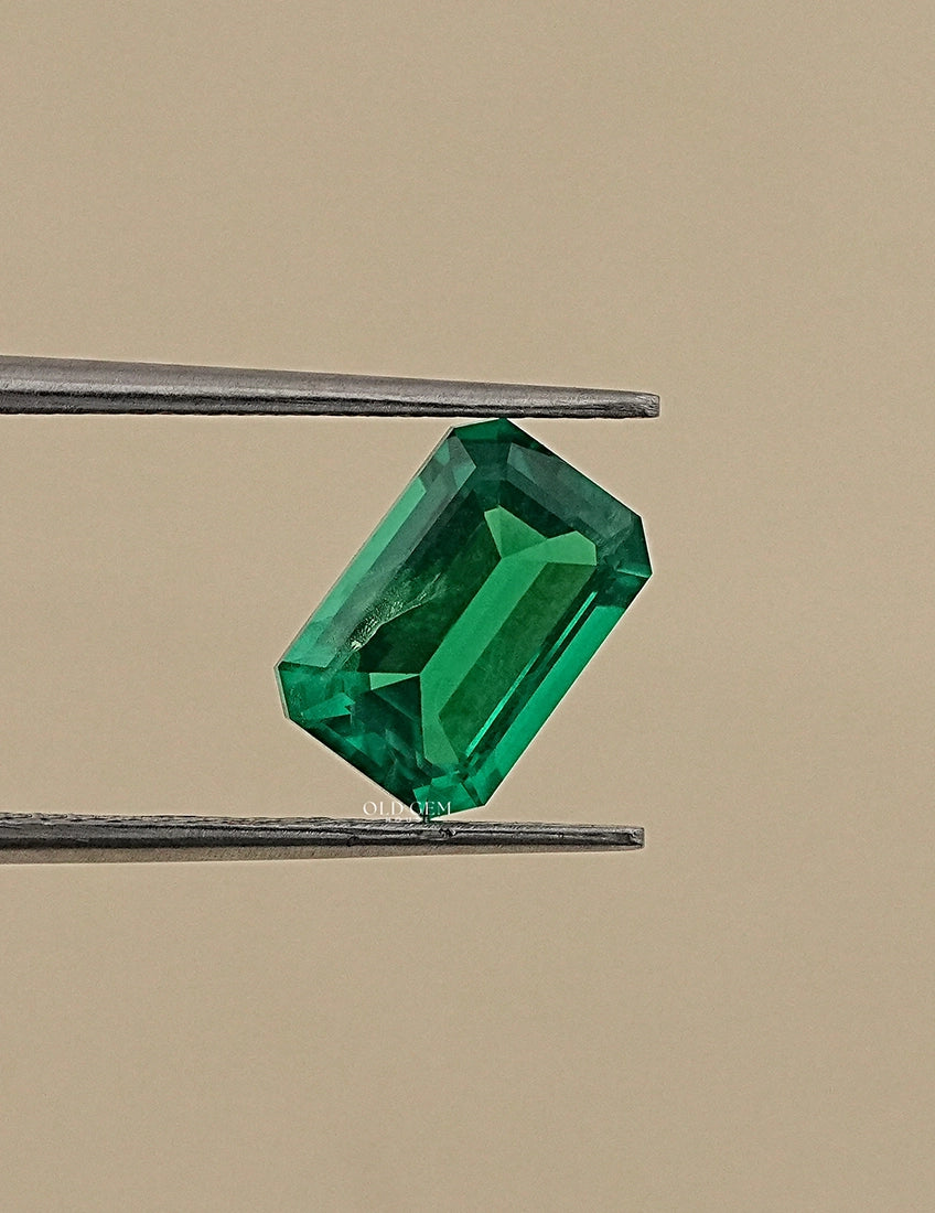 Green Colombian Emerald Cut Loose Gemstone Gemstone