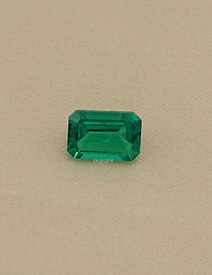 Green Colombian Emerald Cut Loose Gemstone Gemstone