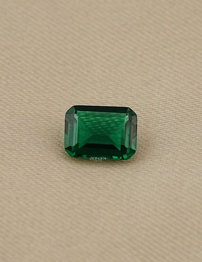 Green Emerald Cut Loose Gemstone Gemstone