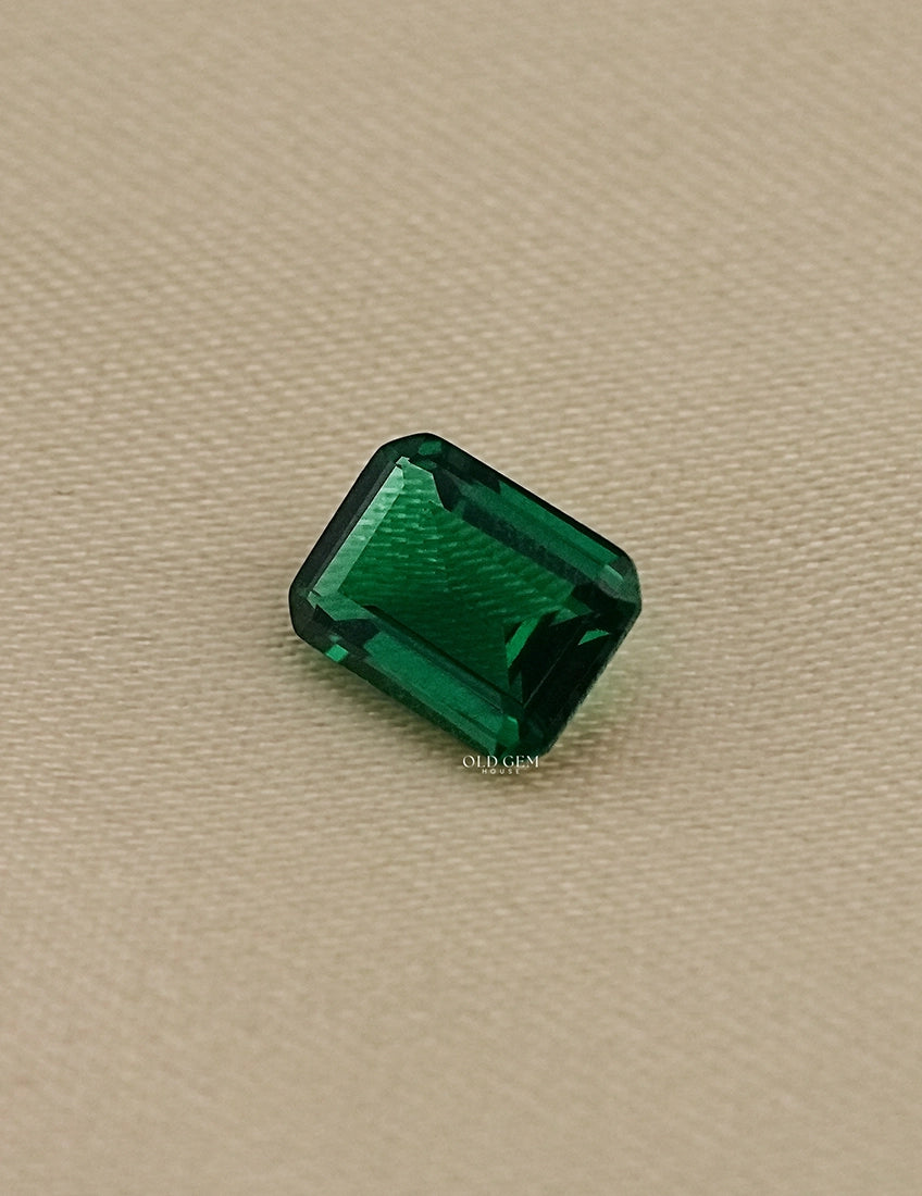 Green Emerald Cut Loose Gemstone Gemstone