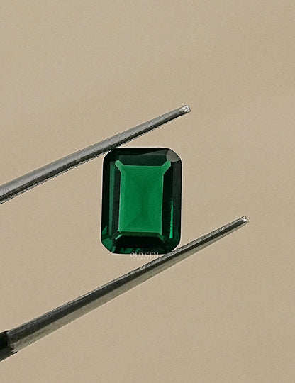 Green Emerald Cut Loose Gemstone Gemstone