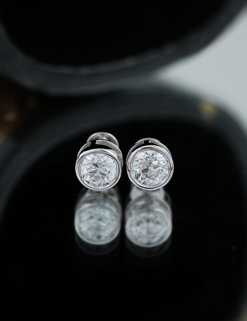 Old Cut Round Bezel Stud