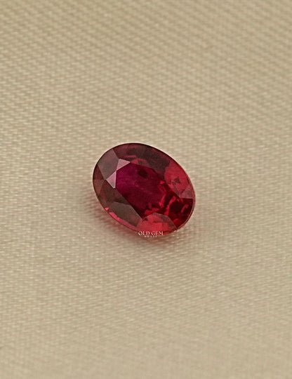 Pigeon Blood Ruby Oval Cut Lab Loose Diamond