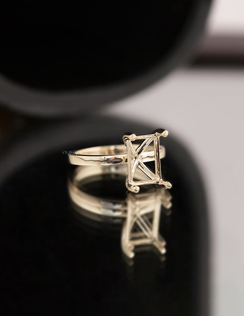 Radiant Cut Semi Mount Ring Engagement Ring
