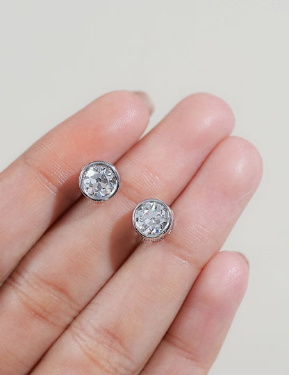 Old Cut Round Bezel Stud